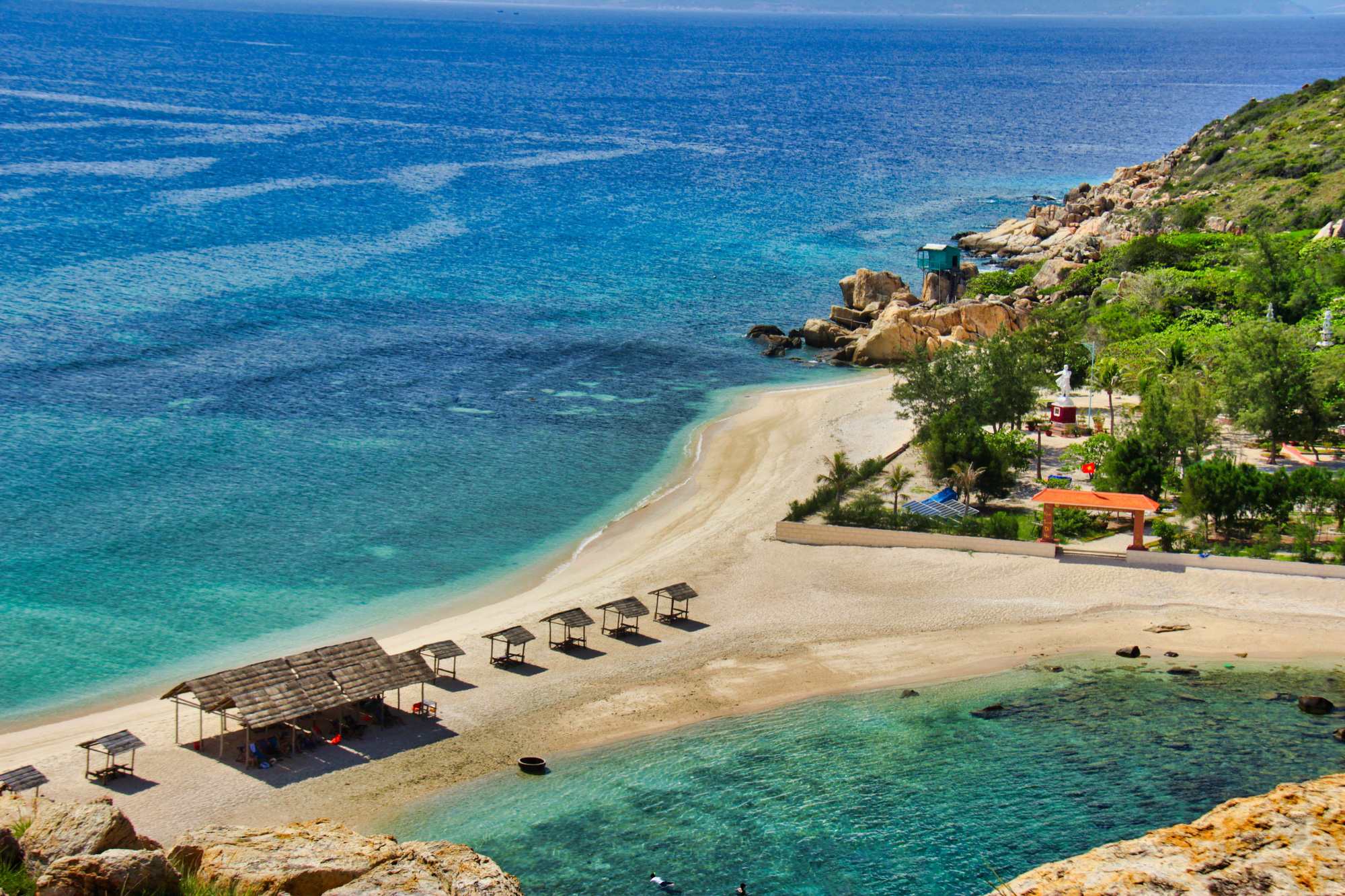 Begin your weather-prepared day with Nha Trang’s tranquil ambiance